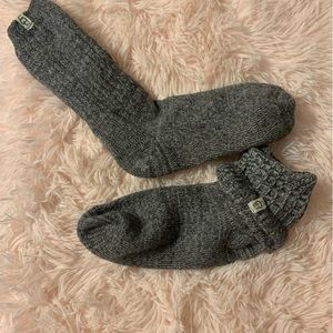 Gray wool Ugg socks size small medium very warm and cute with boots